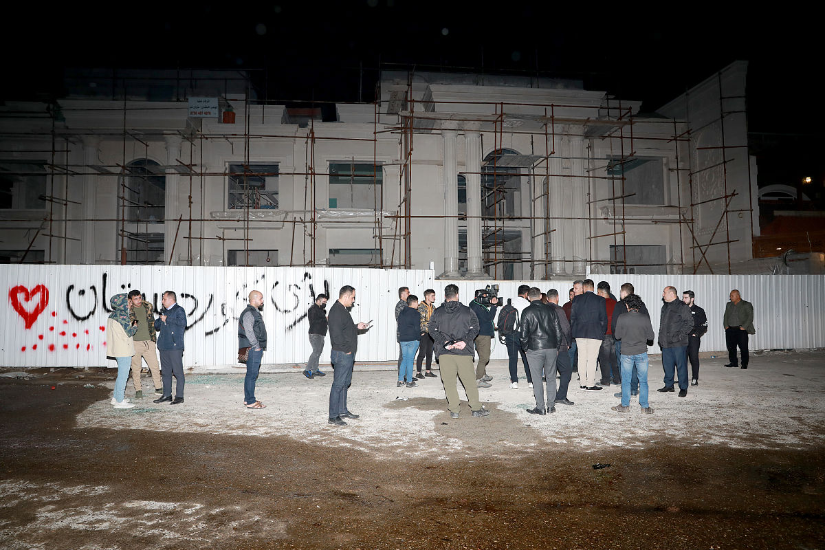 伊拉克民兵武装袭击美军基地视频伊拉克民兵武装袭击美军基地事件