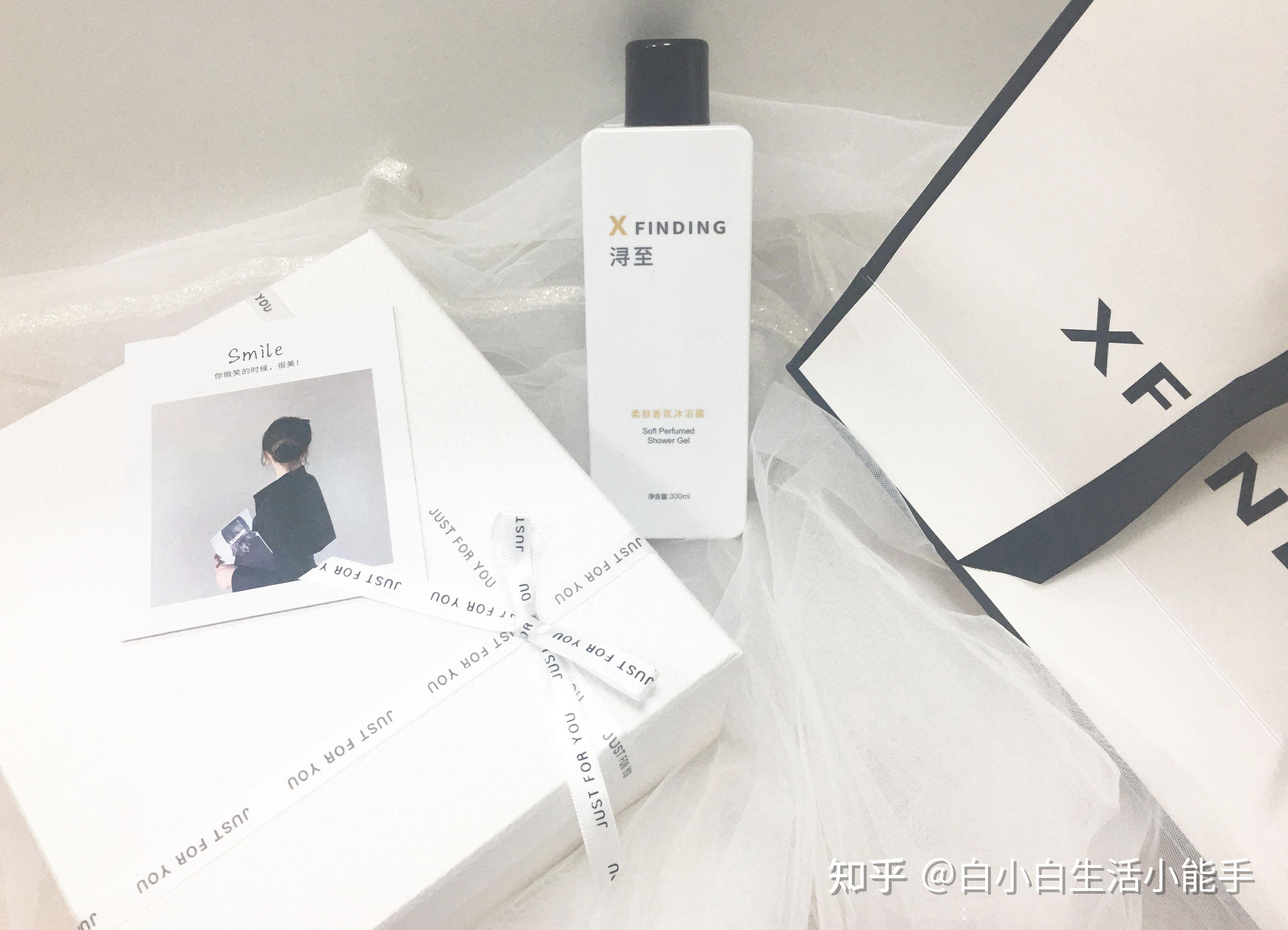 宝宝自己塞进去别掉出来的温馨时刻-第3张图片