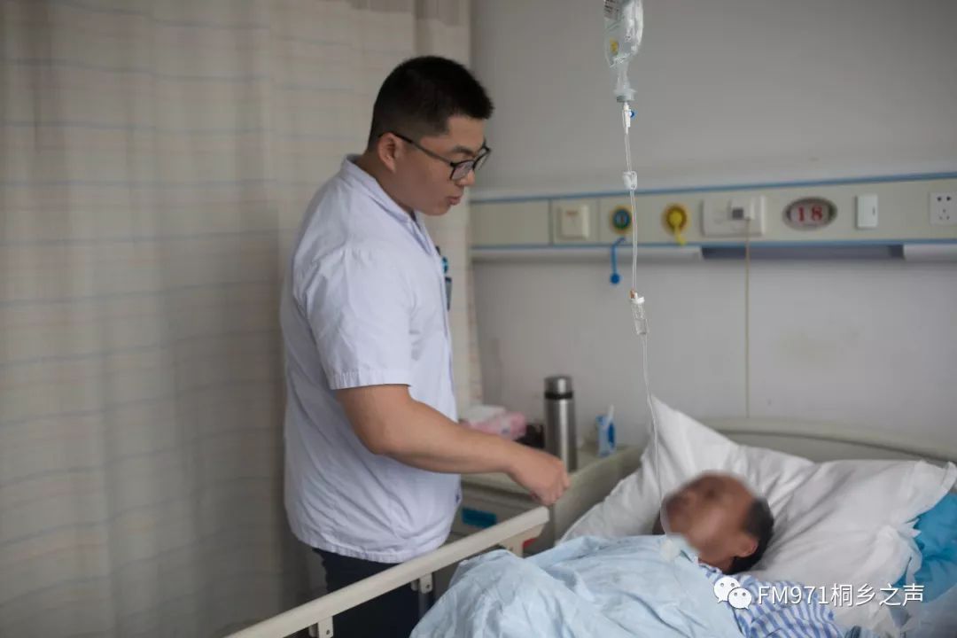桐乡 车祸桐乡车震，激情与诱惑的交织-第2张图片