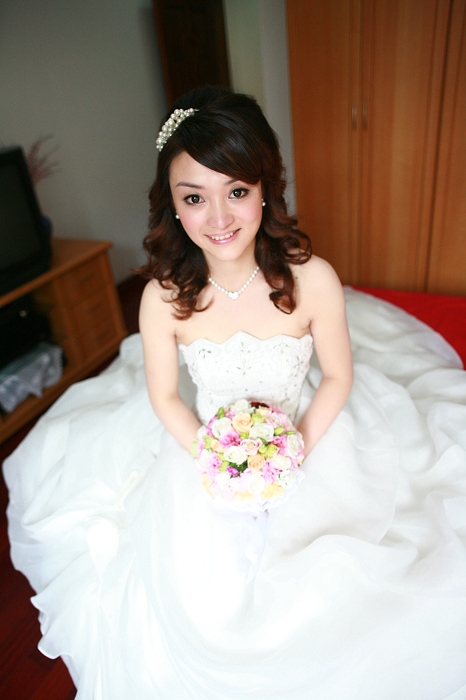 大胸美女被cao哭大胸美女被cao哭