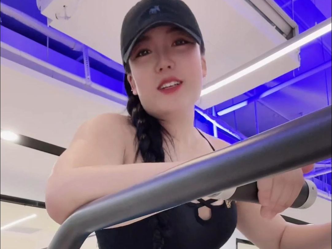 内射老妇女bbwxopod内射老妇女BBWXOCLOCK-第1张图片