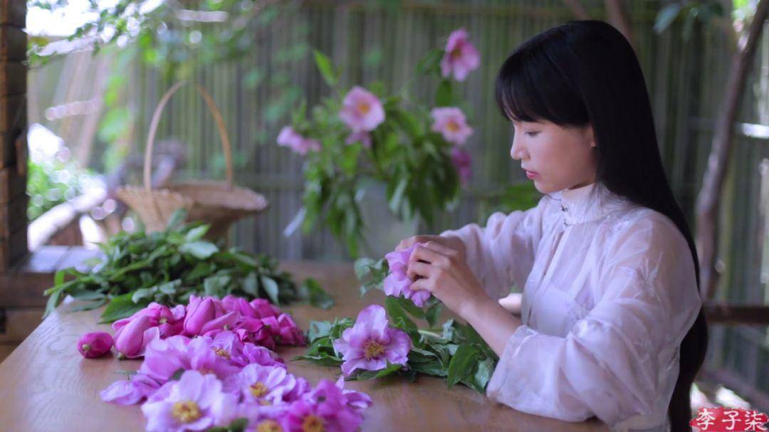 女朋友她妈妈222BD女朋友她妈妈222BD