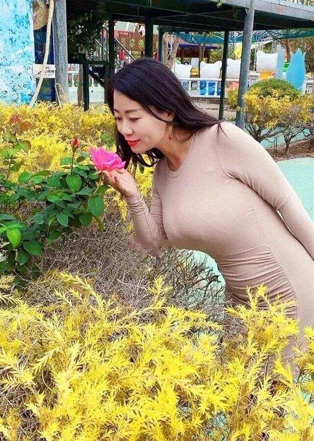 少妇交换做爰5少妇交换爱情故事-第1张图片