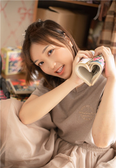 AV午夜久久蜜桃传媒软件介绍