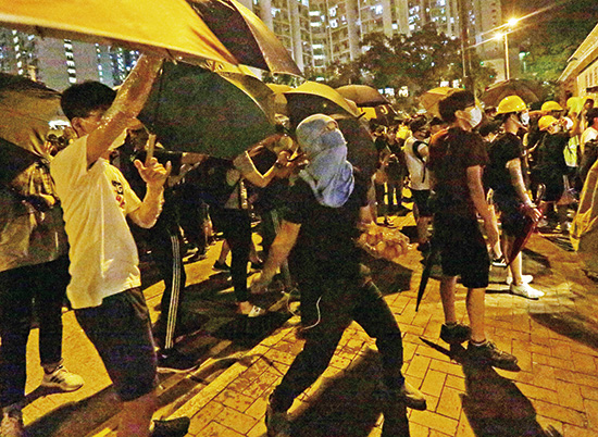 今天香港开什么特马人民日报任平文章今天香港开特马盛况空前