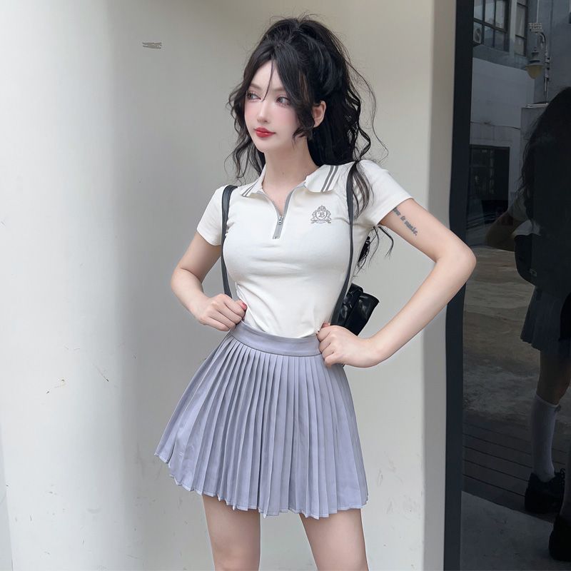 夏季短袖遇见女同学乳突QQ-第2张图片