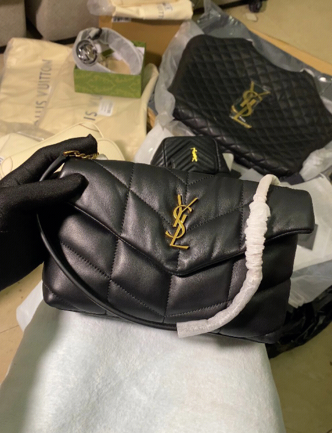 WWW.YSL.CNWWW.YSL.CN，时尚品牌官网探索-第3张图片