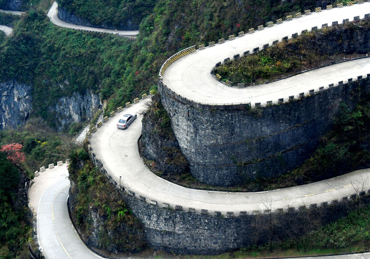 天门山盘山公路之旅-第3张图片