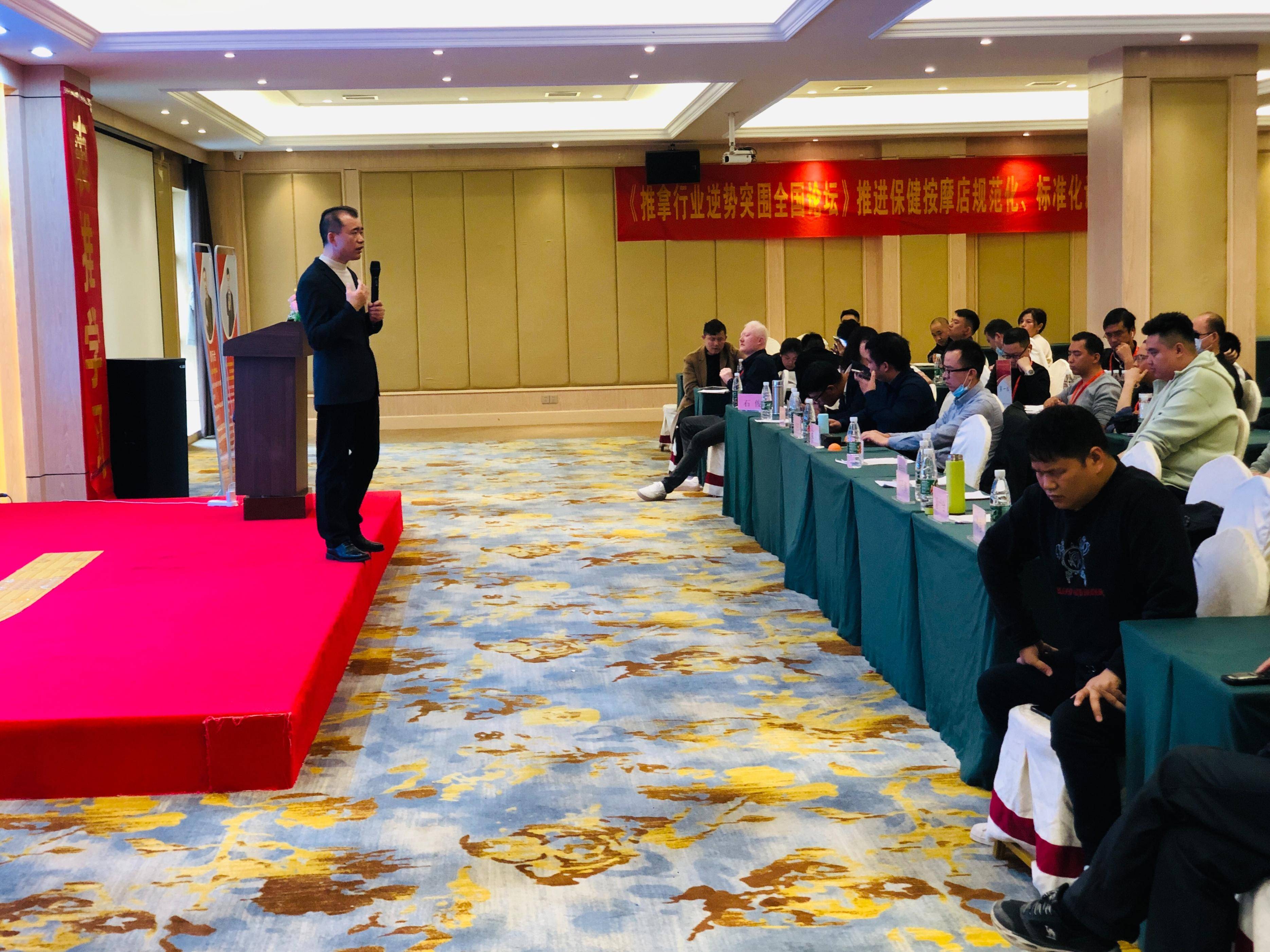 男体按摩师资格证查询男体按摩师，专业服务与身心呵护