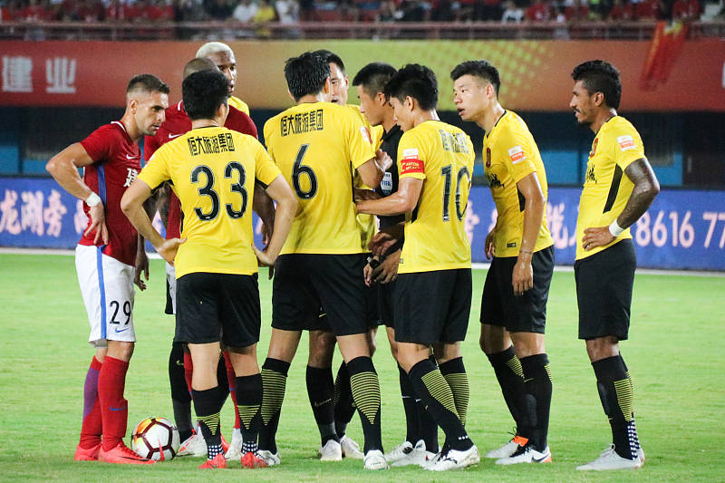 2019年香港今晚开奖结果查询2019年香港今晚开奖结果揭晓，幸运与悬念交织-第3张图片