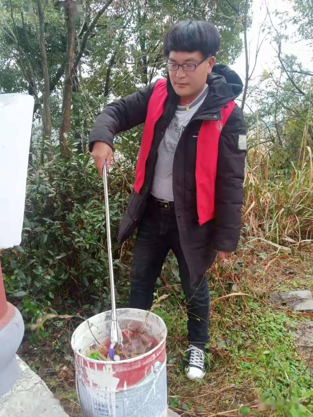 桥下奉献的爱心故事-第3张图片