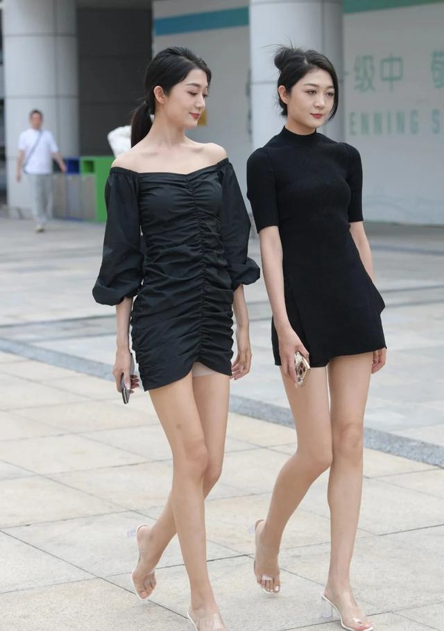 双胞胎姐妹齐上阵