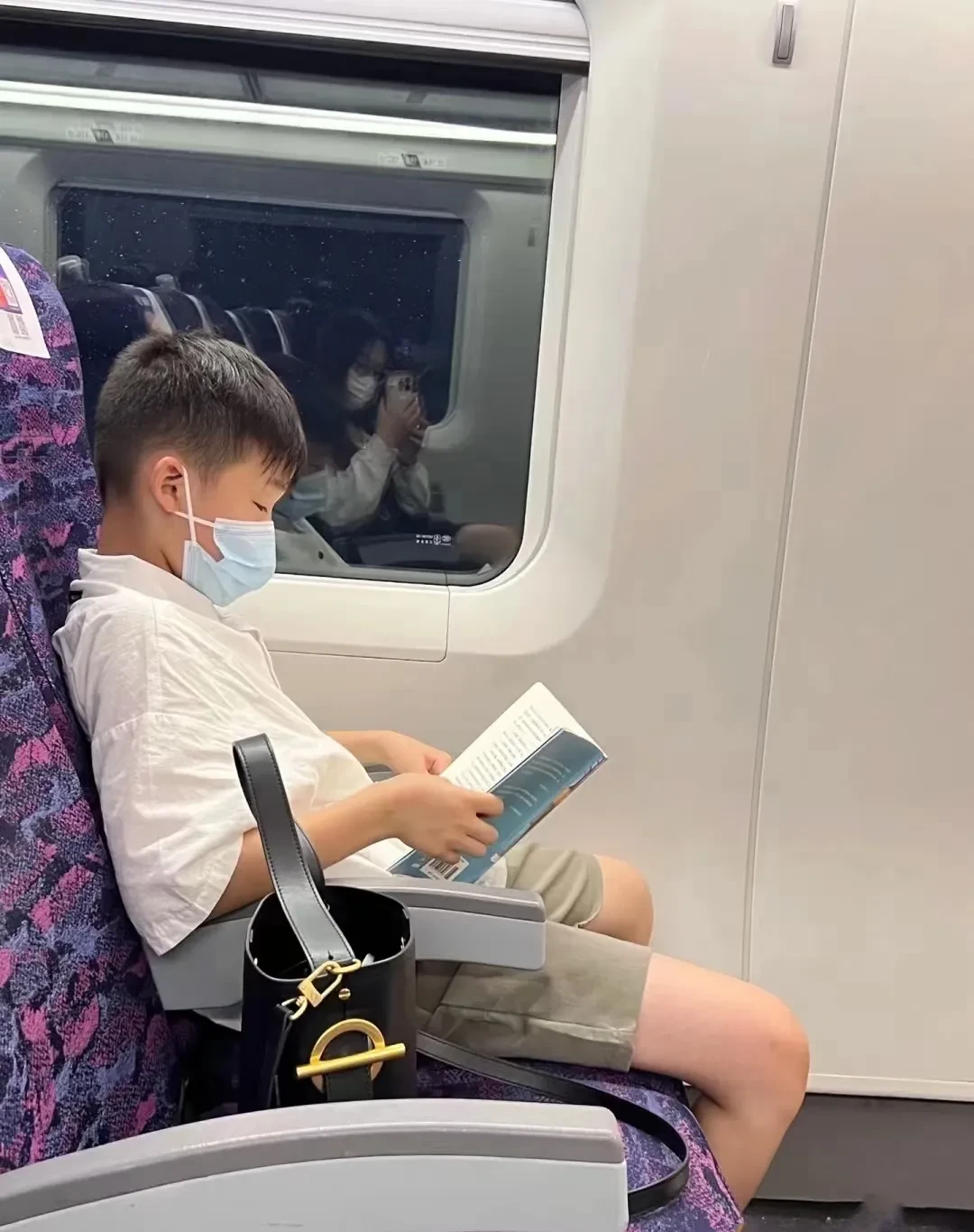 陪读晚上做了几次陪读晚上做了几次-第2张图片