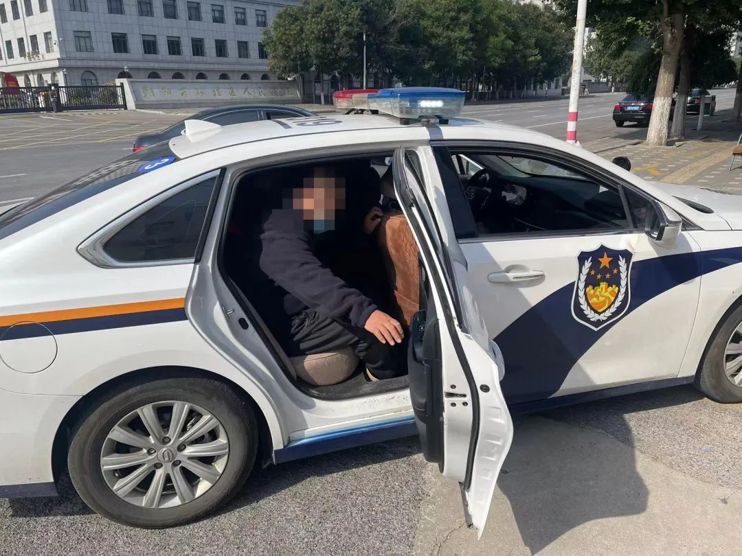 男子违规航拍被朝阳群众举报后拘了几天男子违规航拍被朝阳群众举报后拘留