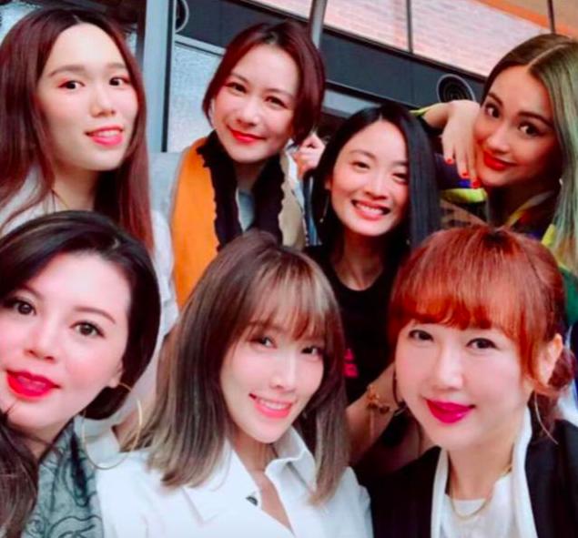 娇妻聚会大杂交娇妻聚会大杂交