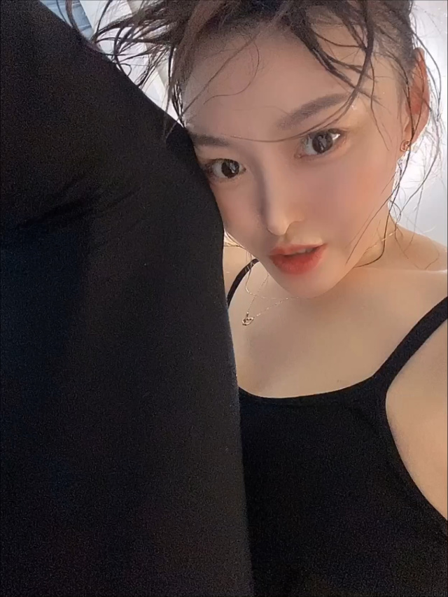 迈开腿让尝尝你的森林视频电影迈开腿，尝尝你的森林视频APP——探索无限可能