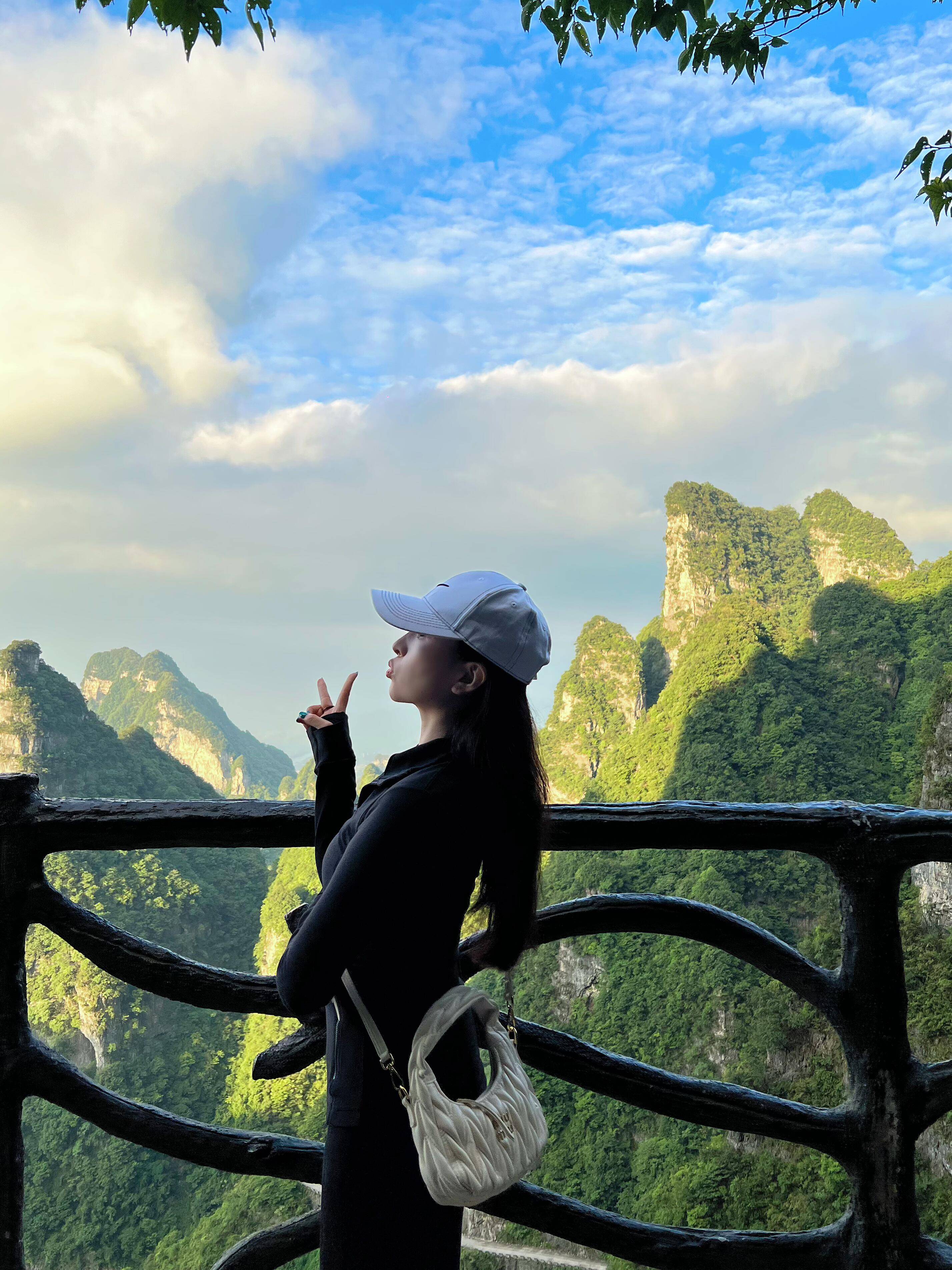上海到张家界旅游跟团报价上海到张家界旅游攻略-第1张图片