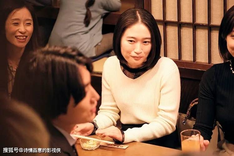 陪睡门陪睡门，潜藏的诱惑与道德困境
