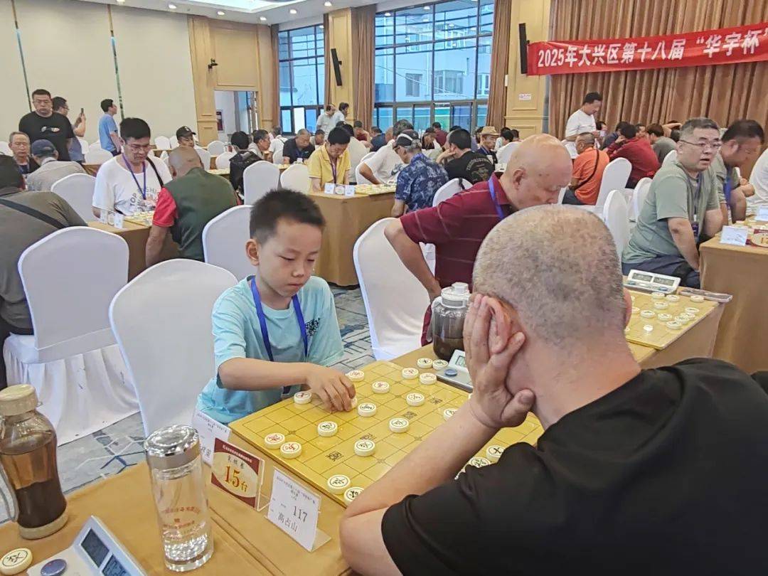 中国象棋大师王，棋艺精湛，技艺高超-第2张图片
