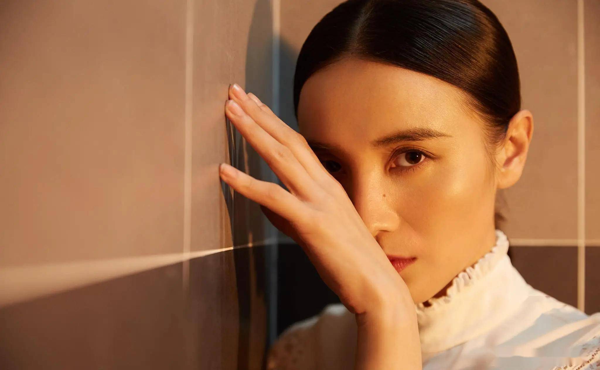 一个人看的视频www在线网页一个人在线观看视频，WWW的魅力与体验-第2张图片