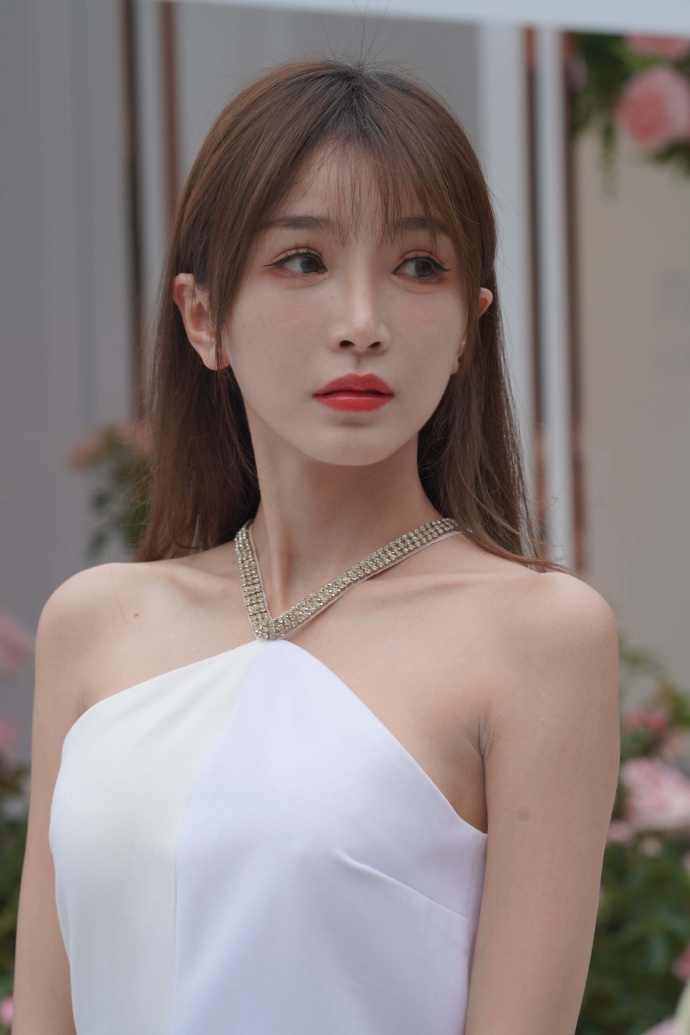 美女MM131爽爽爽美女MM131爽爽爽-第2张图片
