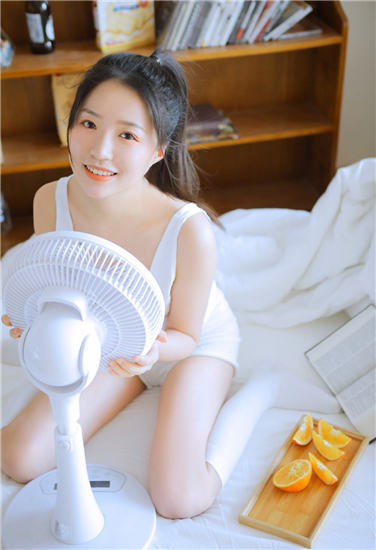 丝瓜草莓秋葵绿巨人榴莲破解版丝瓜草莓榴莲绿巨人破解版介绍