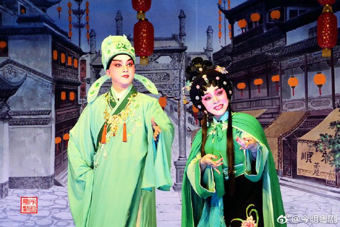 金锁匙俱乐部金锁匙俱乐部，心灵之锁，互助之桥