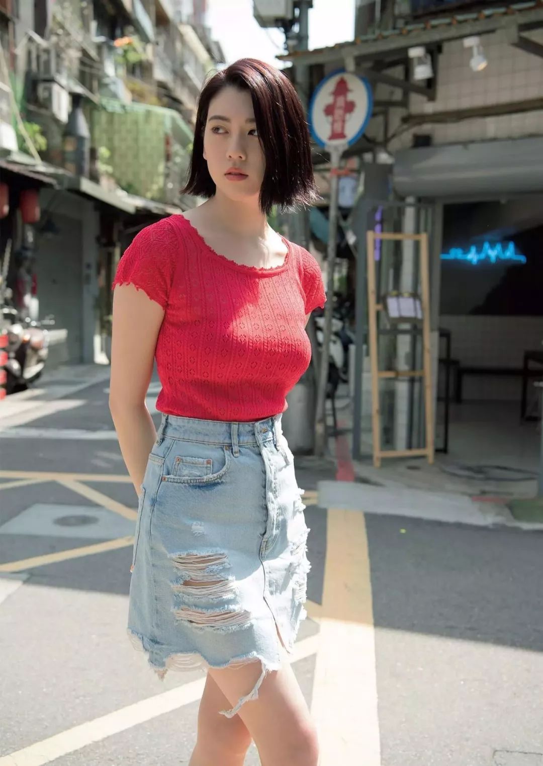 女人与公人强伦姧，揭开背后的复杂关系-第2张图片