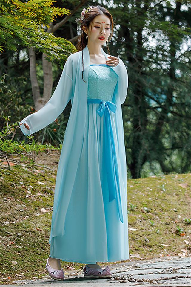 抹胸游戏 汉服女性抹胸开襟哺乳衣游戏，魅力与挑战-第2张图片