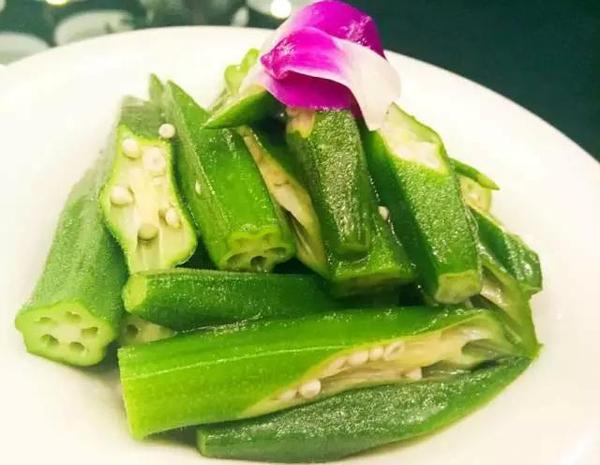 污污秋葵草莓丝瓜黄瓜-第2张图片