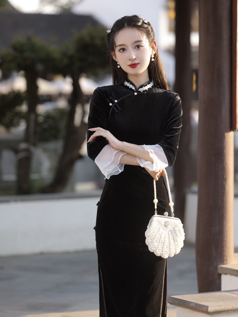 老师黑色双开真丝旗袍老师黑色双开真丝旗袍-第2张图片