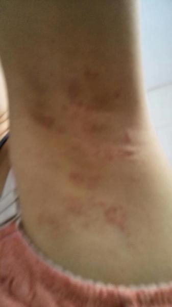 吊着挠女生痒痒胳膊窝和腋下的温馨时刻-第3张图片