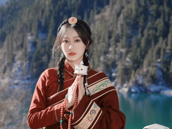 两个人免费视频在线观看直播-第3张图片