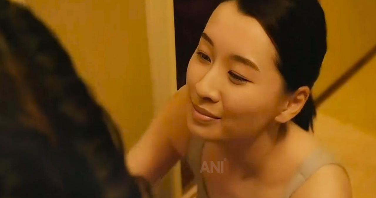 挺进朋友人妻的身体里，A片的诱惑与禁忌-第2张图片