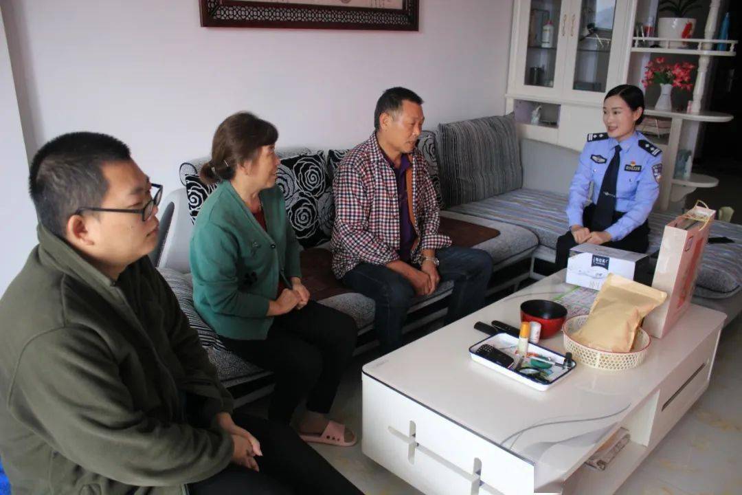 阿姨代打，生活中的暖心力量