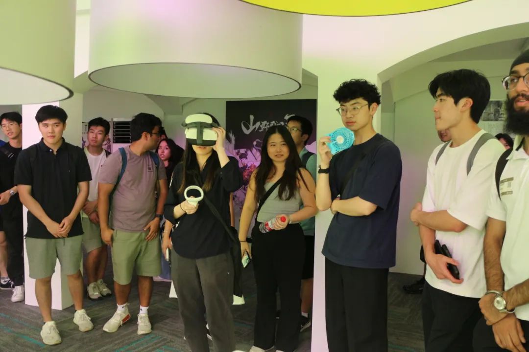 成人影片免费观看7778成人影片免费观看热潮，探索数字时代的便捷与诱惑-第1张图片